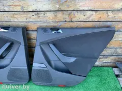 Обшивка двери (дверная карта) комплект Volkswagen Passat, 2005 г.