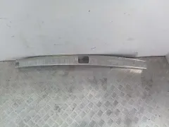 Накладка внутренняя на заднюю панель кузова Audi A6 allroad, 2003 г.