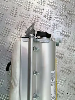Подушка безопасности пассажира Volkswagen Touareg, 2008 г.