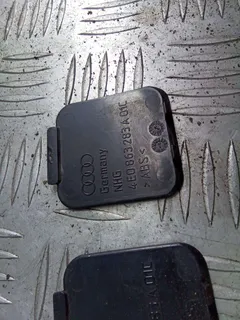 Заглушка Audi A8, 2005 г.