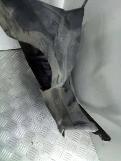 Воздуховод интеркулера Volkswagen Touareg, 2011 г.