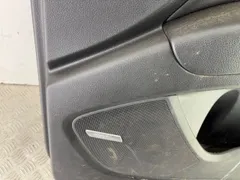 Обшивка двери передней правой (дверная карта) Audi Q7, 2014 г.