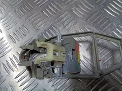 Скелет ручки наружной передней левой Volkswagen Touareg, 2005 г.