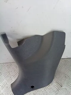 Обшивка стойки передней левой Volkswagen Passat, 2004 г.