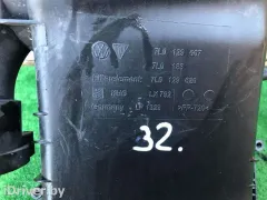Корпус воздушного фильтра Volkswagen Touareg, 2005 г.