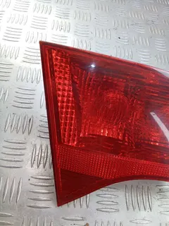 Фонарь крышки багажника левый Audi A4, 2006 г.