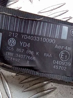 Ремень безопасности задний правый Volkswagen Passat, 2009 г.