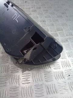 Бардачок Audi A8, 2004 г.