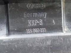 Кронштейн крепления бампера заднего Volkswagen Golf, 1995 г.