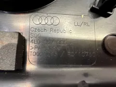 Накладка декоративная на торпедо Audi Q7, 2007 г.