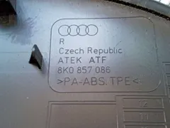 Накладка декоративная на торпедо Audi A4, 2009 г.