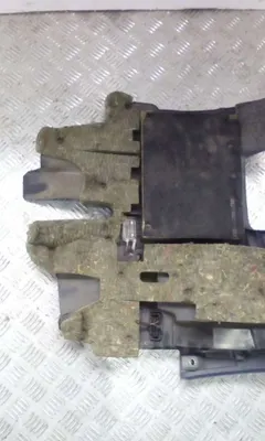 Накладка декоративная на торпедо Audi A6, 1998 г.