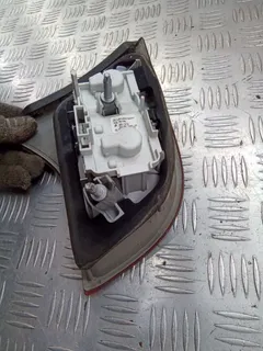 Фонарь крышки багажника правый Audi A4, 2006 г.
