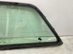Стекло кузовное боковое правое Audi A4, 2007 г.