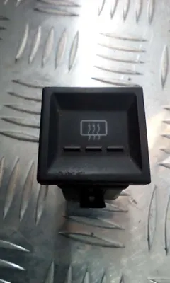 Кнопка подогрева заднего стекла Volkswagen Transporter, 2008 г.