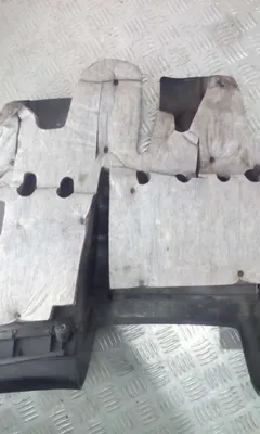 Накладка декоративная на торпедо Audi A4, 1997 г.
