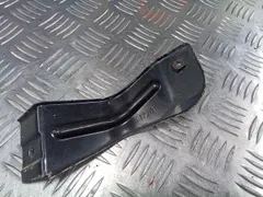 Кронштейн крепления крыла переднего правого Volkswagen Passat, 2003 г.