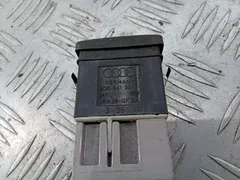 Кнопка корректора фар Audi A4, 2003 г.