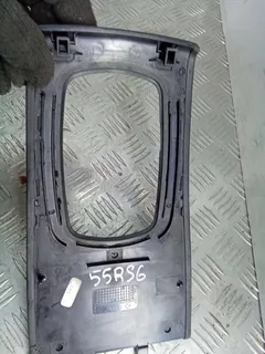 Накладка декоративная центральной консоли Audi A6, 2004 г.