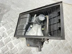 Корпус воздушного фильтра Audi A6, 1994 г.