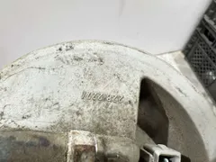 Насос топливный Volkswagen Passat, 1995 г.