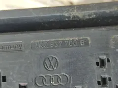 Блок реле Volkswagen Passat, 2006 г.