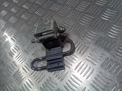 Петля двери задней левой Volkswagen Passat, 2002 г.