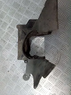 Пыльник Audi A4, 2004 г.
