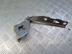 Петля капота левая Audi A4, 2009 г.