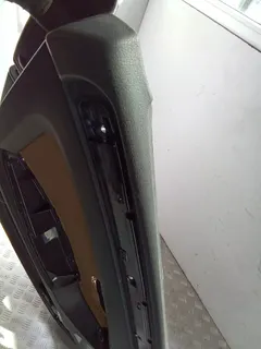 Обшивка двери задней левой (дверная карта) Audi A8, 2007 г.