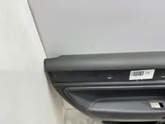 Обшивка двери задней левой (дверная карта) Volkswagen Touareg, 2004 г.