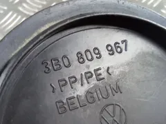 Заглушка Volkswagen Passat, 2003 г.