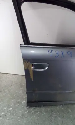 Дверь передняя правая Audi A4, 2005 г.