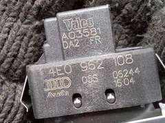 Кнопка центрального замка Audi A8, 2007 г.