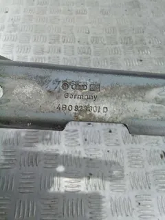 Петля капота левая Audi A6 allroad, 2003 г.