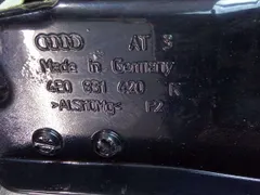 Дверь передняя правая Audi A8, 2007 г.