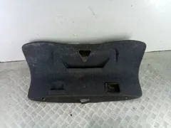 Обшивка крышки багажника Audi A4, 2003 г.