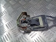 Скелет ручки наружной передней левой Volkswagen Passat, 2002 г.