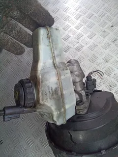 Вакуумный усилитель тормозов Volkswagen Passat, 2011 г.