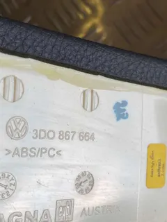 Обшивка стойки центральной правой Volkswagen Phaeton, 2007 г.