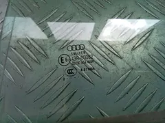 Стекло двери задней левой Audi A4, 2009 г.