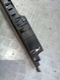 Накладка внутренняя на заднюю панель кузова Audi A4, 2002 г.