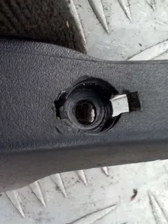 Пластик салазок сиденья Audi A4, 2000 г.