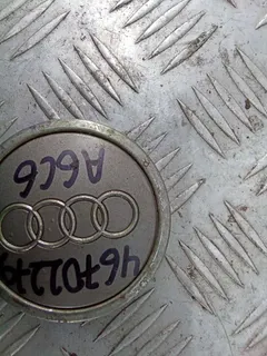 Колпачок литого диска Audi A6, 2006 г.