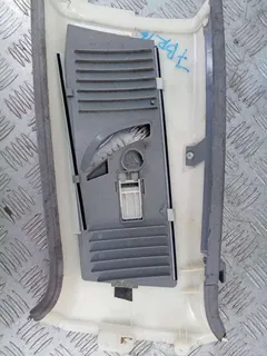 Обшивка стойки центральной правой Volkswagen Phaeton, 2002 г.