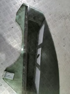 Стекло двери передней левой Volkswagen Passat CC, 2008 г.