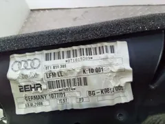 Воздуховод Audi A4, 2009 г.