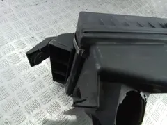 Корпус воздушного фильтра Volkswagen Passat, 2003 г.