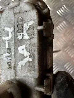 Активатор замка крышки топливного бака Audi A4, 1996 г.