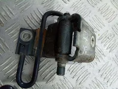 Петля двери передней правой Audi A4, 2004 г.